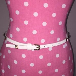 White belt Sz S/M w gold/cream sq studded accents